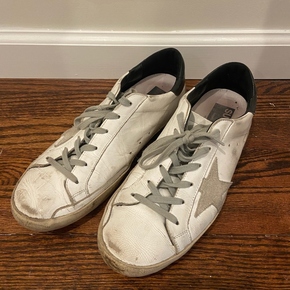Golden Goose sneakers. Size 40.